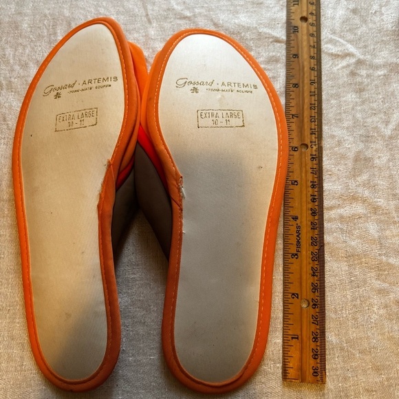 Vintage Gossard Artemis orange house slippers size 10-11 see photo with ruler - Picture 6 of 7